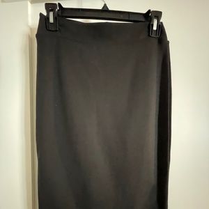 Arden B Black Pencil Skirt- New With Tags - Size Small